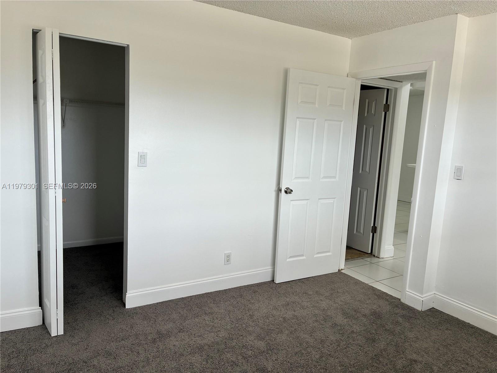 APPLEGREEN CONDO APTS 1 - Residential