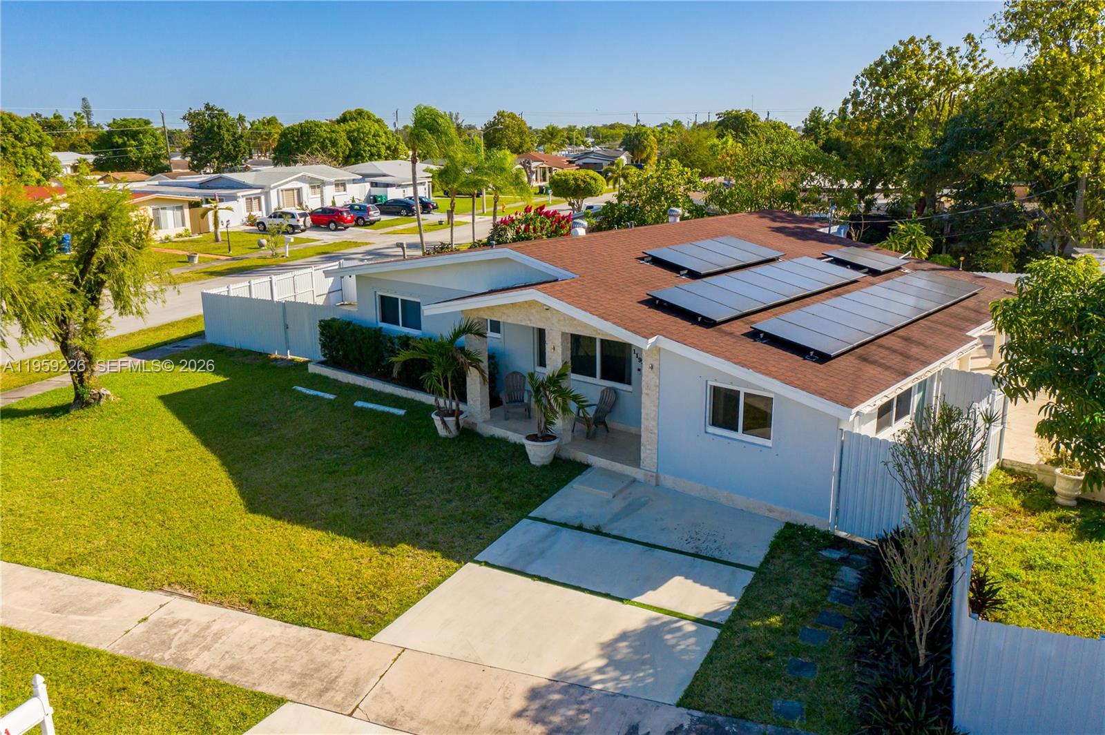 SO MIAMI HEIGHTS MANOR - Residential