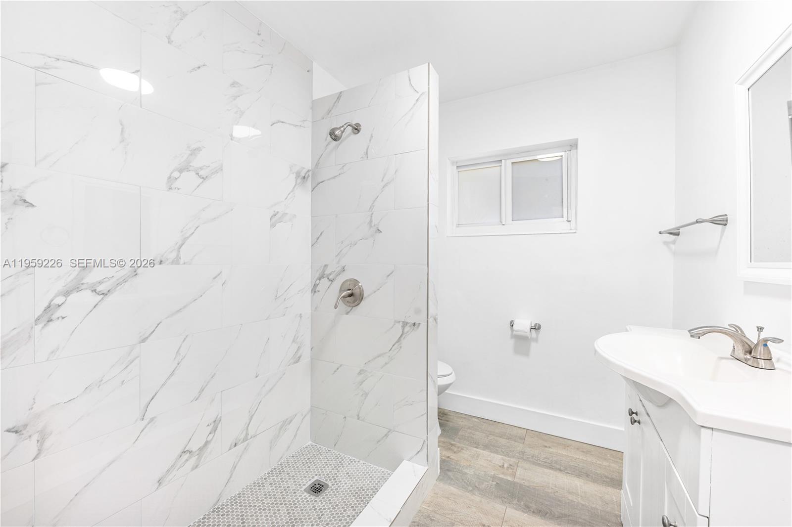 SO MIAMI HEIGHTS MANOR - Residential