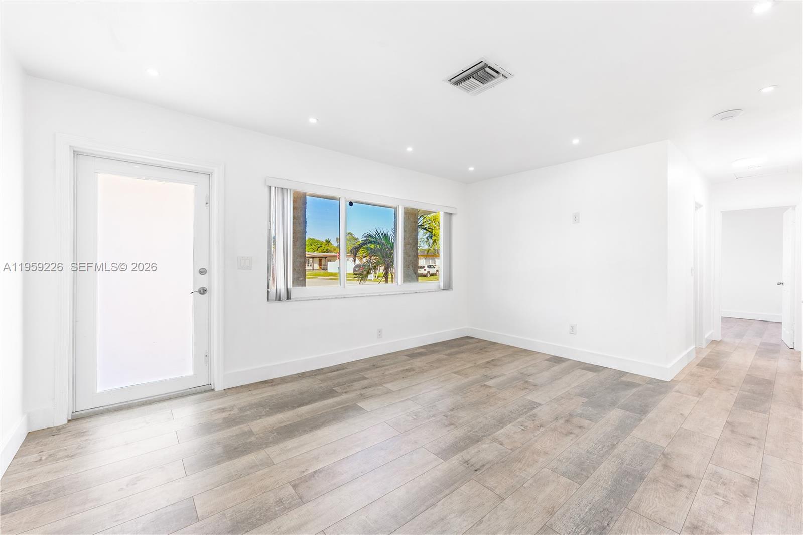 SO MIAMI HEIGHTS MANOR - Residential