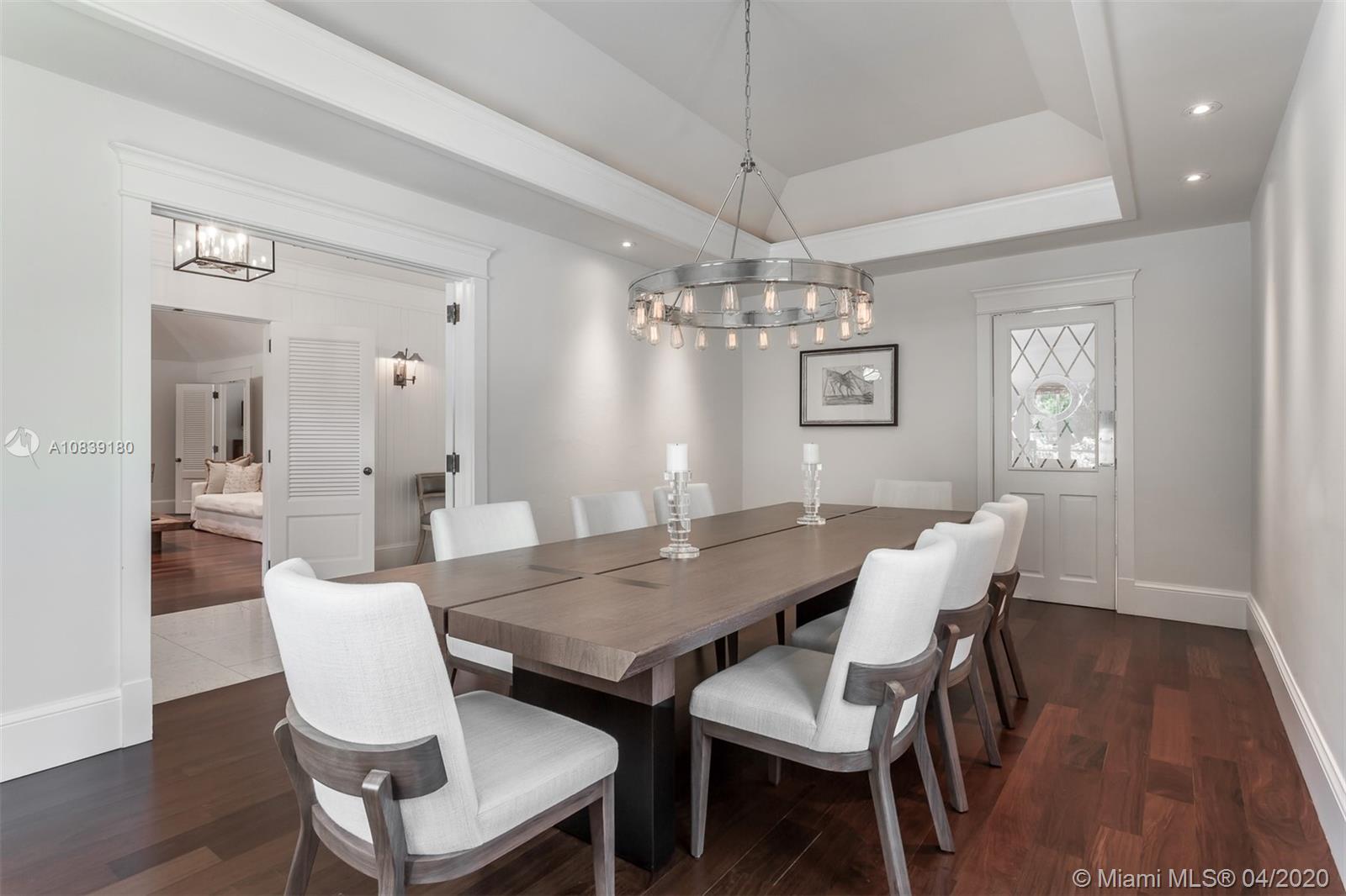 SNAPPER CREEK LAKES SUB - Residential