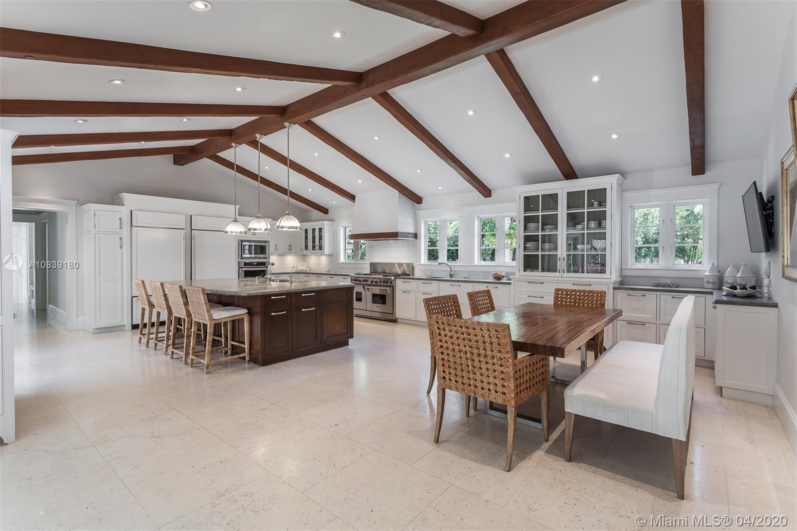 SNAPPER CREEK LAKES SUB - Residential