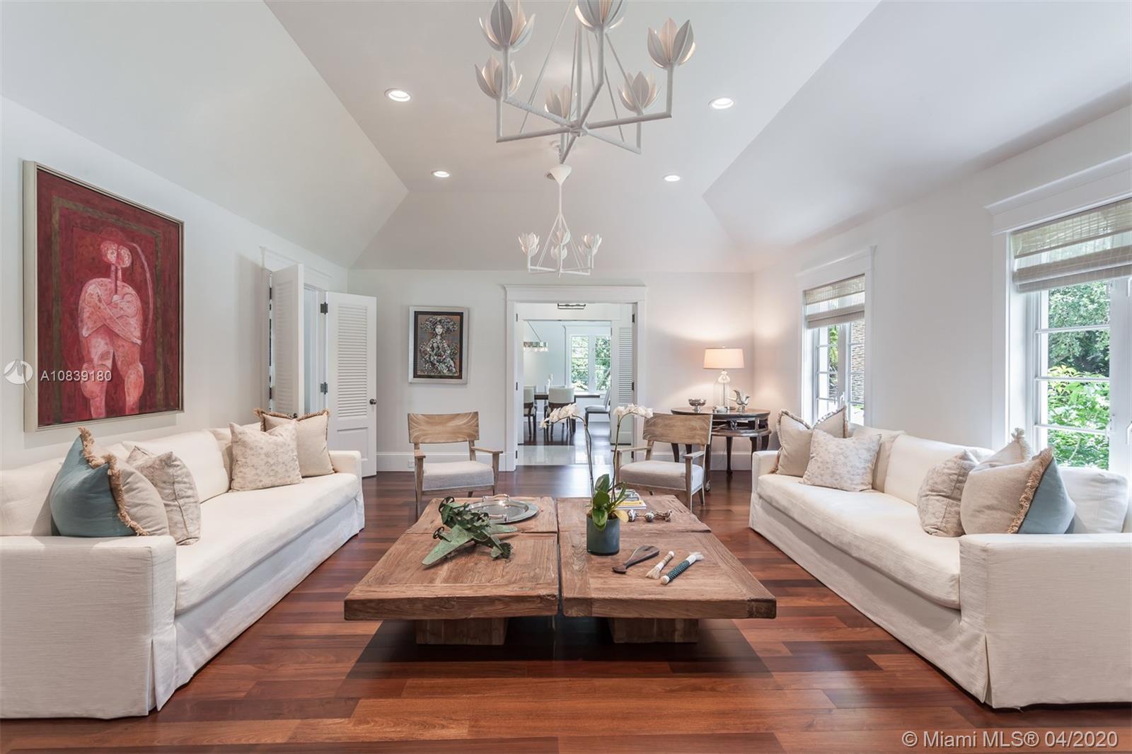 SNAPPER CREEK LAKES SUB - Residential