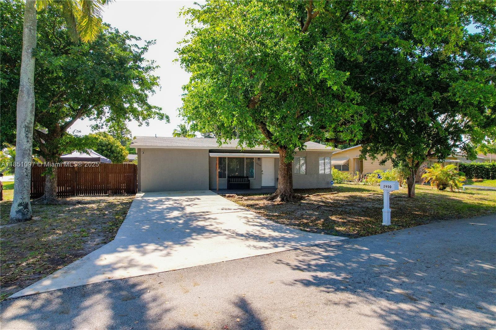 CRESTHAVEN NO 5 - Residential