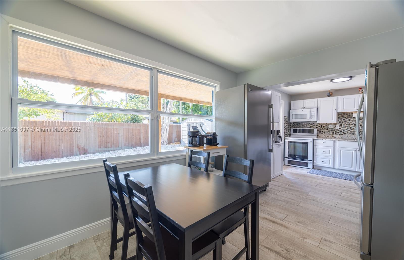 CRESTHAVEN NO 5 - Residential