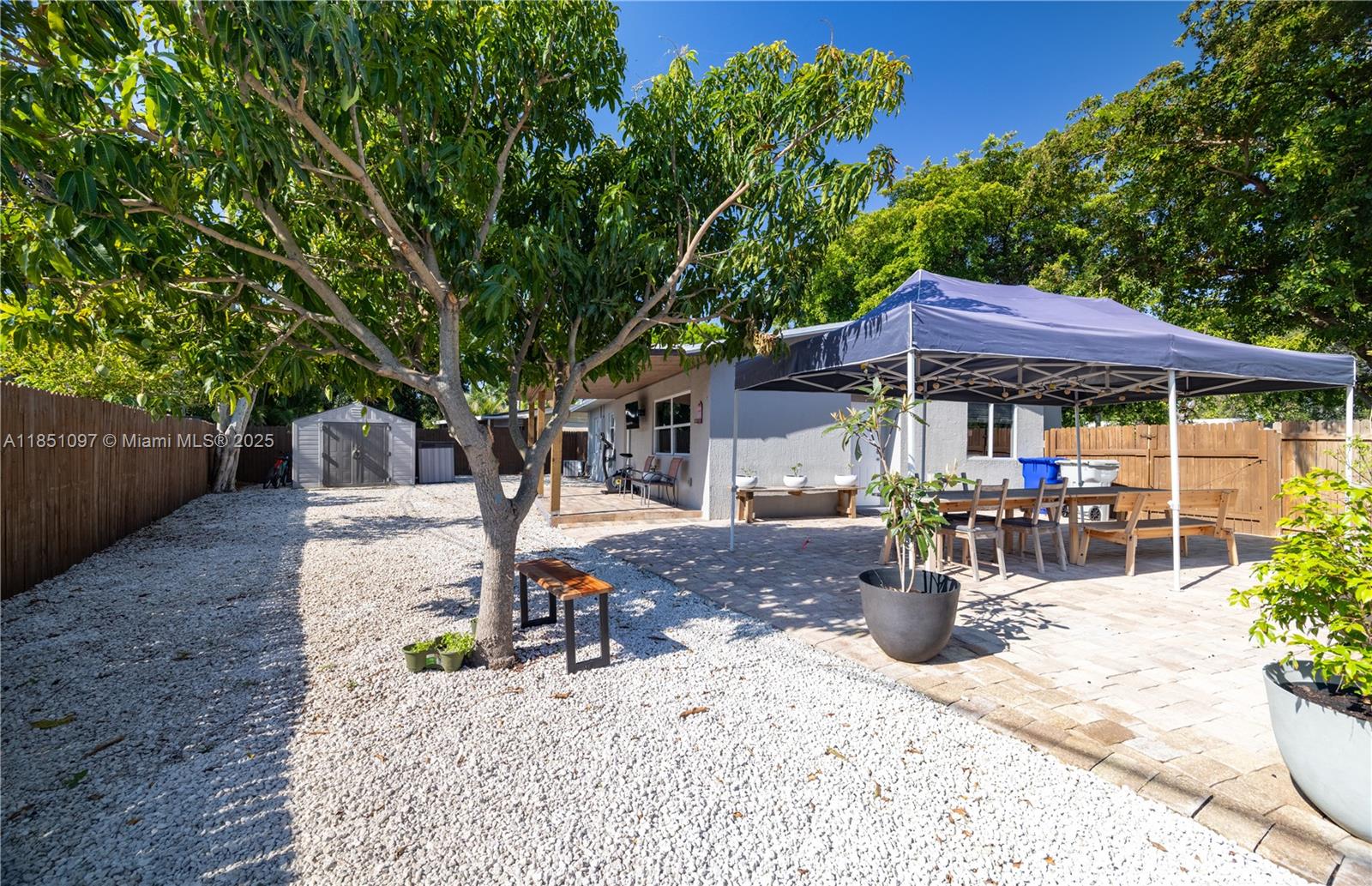 CRESTHAVEN NO 5 - Residential