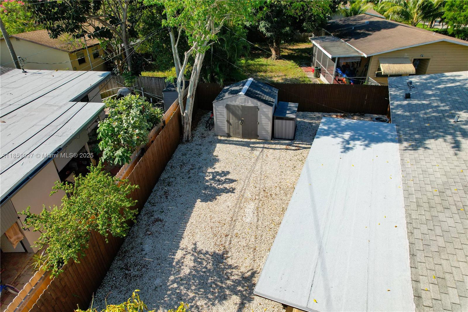 CRESTHAVEN NO 5 - Residential