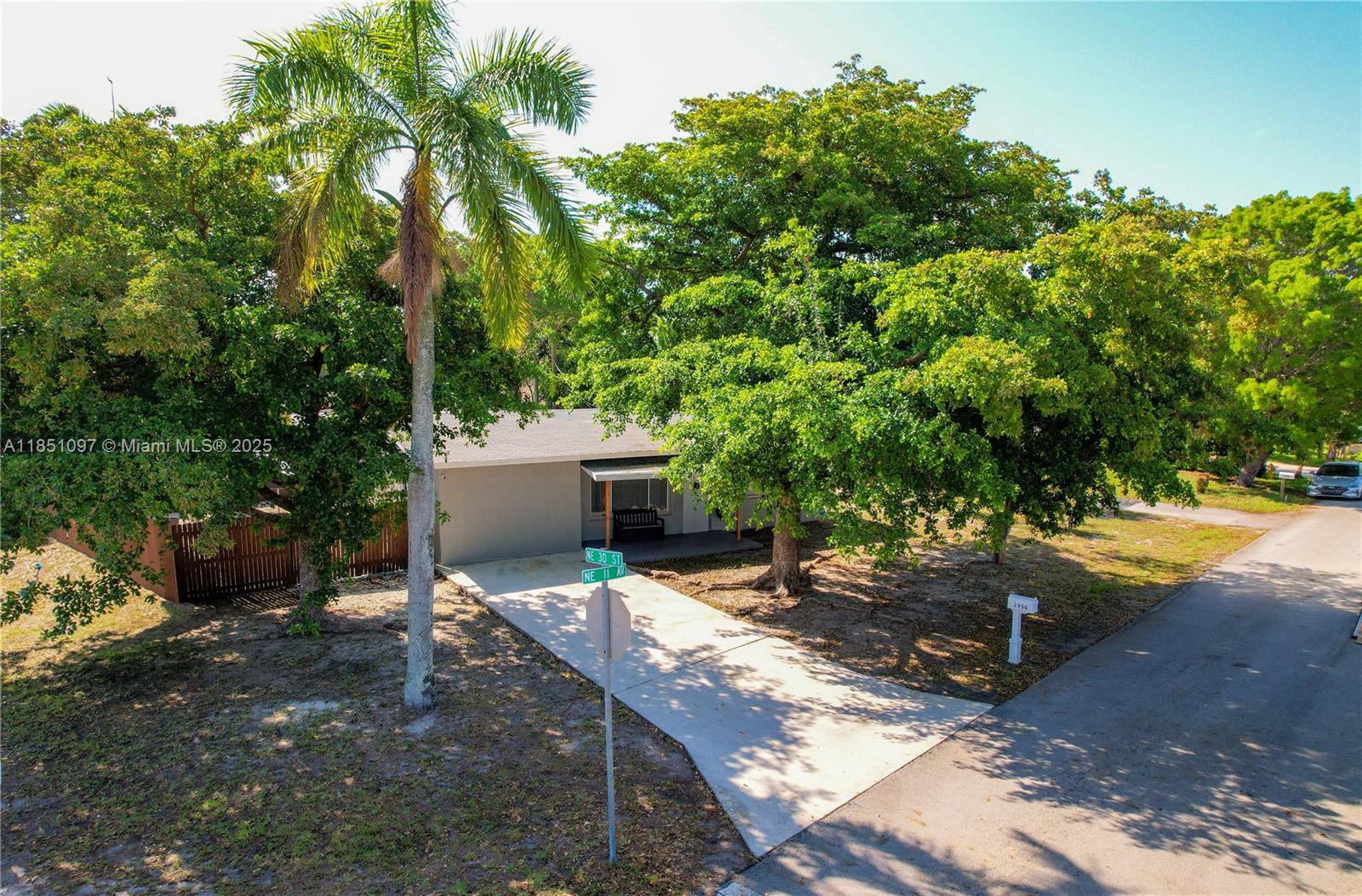 CRESTHAVEN NO 5 - Residential