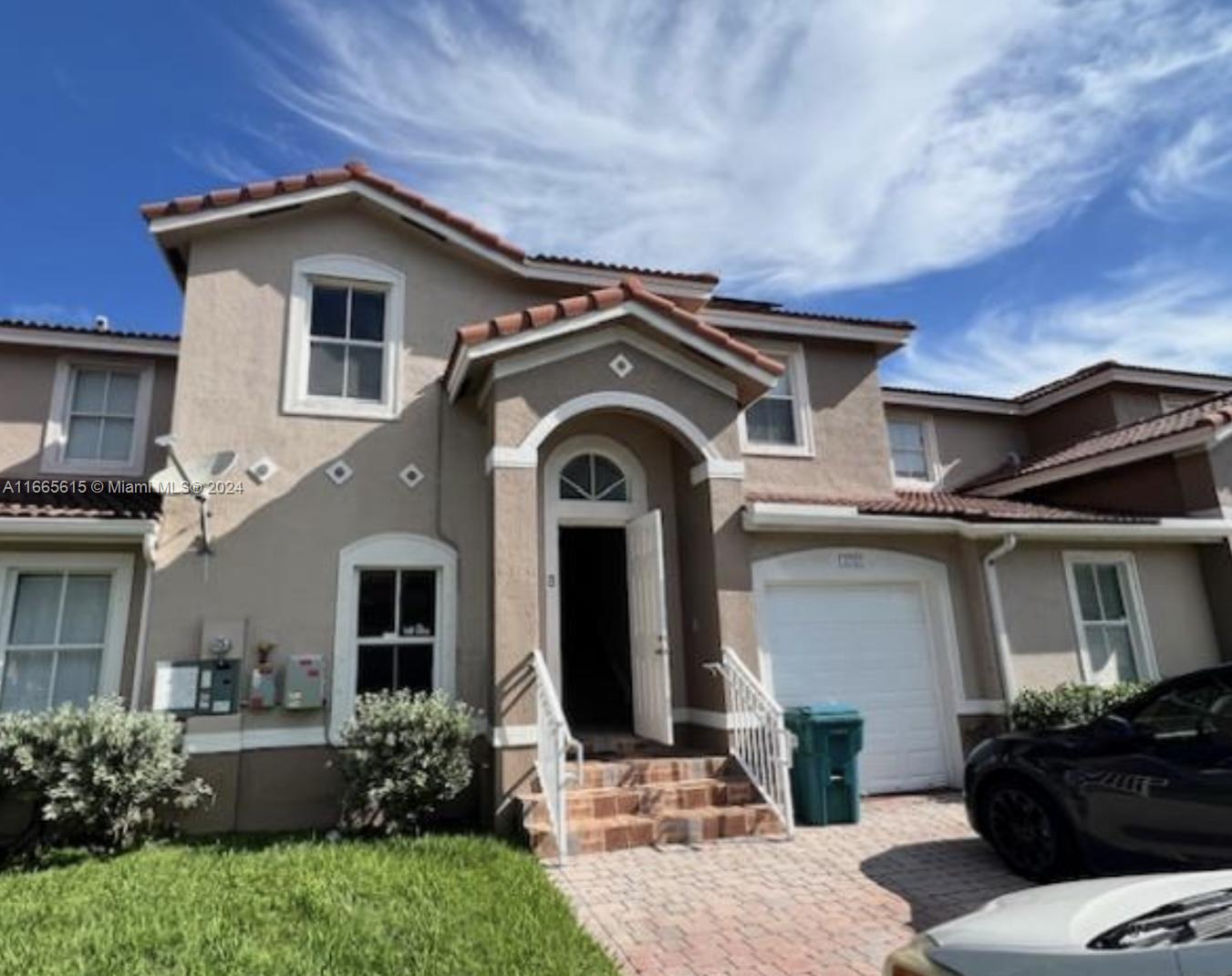 Property for Sale at 13761 Sw 274th Ter, Homestead, Miami-Dade County, Florida - Bedrooms: 4 
Bathrooms: 3  - $345,999