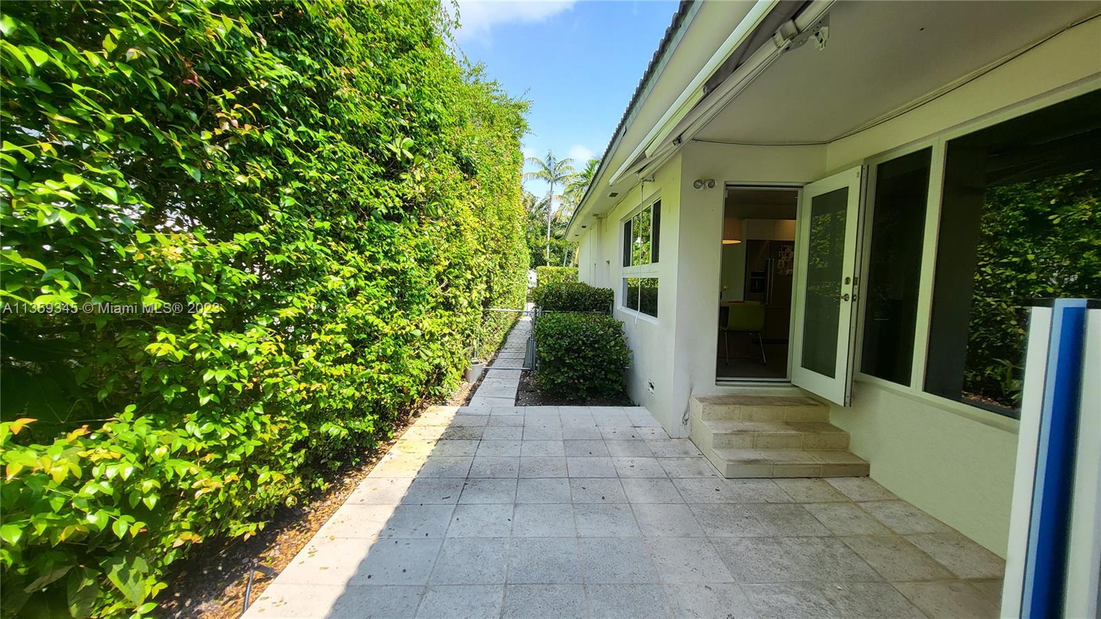 BAY HARBOR ISLAND - Residential