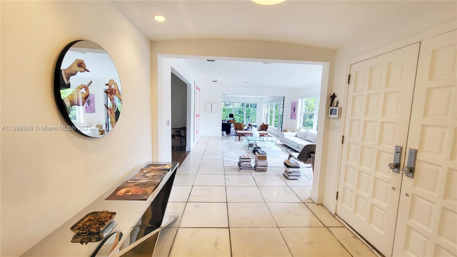 BAY HARBOR ISLAND - Residential