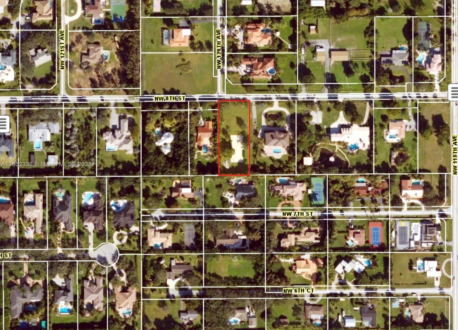 Developer's Acre vacant LOT 0.94 Acres (40,948 SF), great location in Plantation Acres, flat and clear, ready to be developed!
Seller is open to negotiating a deal that benefits both parties, either through a regular sale, joint venture, or fixed-price sale with a secured payment structure. Below are some ideas, but seller is open to negotiating further alternatives:
- Option 1: Normal Sale ($950,000, paid cash at closing)
- Option 2: Joint Venture (seller contributes land, buyer contributes and handles construction with open books, profits are split according to investment)
- Option 3: Fixed-Price Sale with long term closing ($1.3 million, paid to seller when new construction sells, approx. 1 to 1.5 yrs later).
CHECK OUT THE ESTATE ADJACENT ALSO AVAILABLE FOR SALE MLS # A11805521.