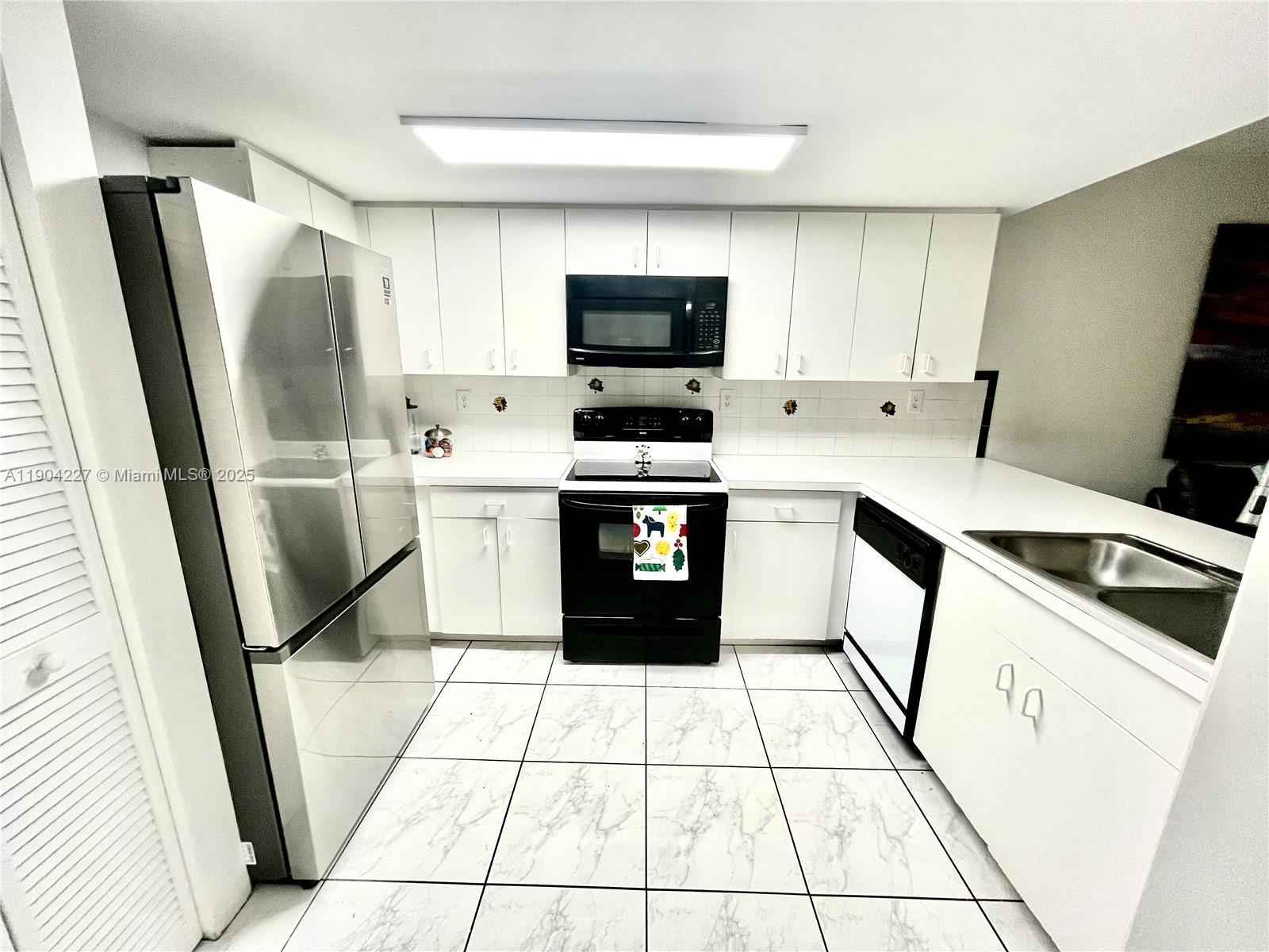 9203 Fontainebleau Blvd 113