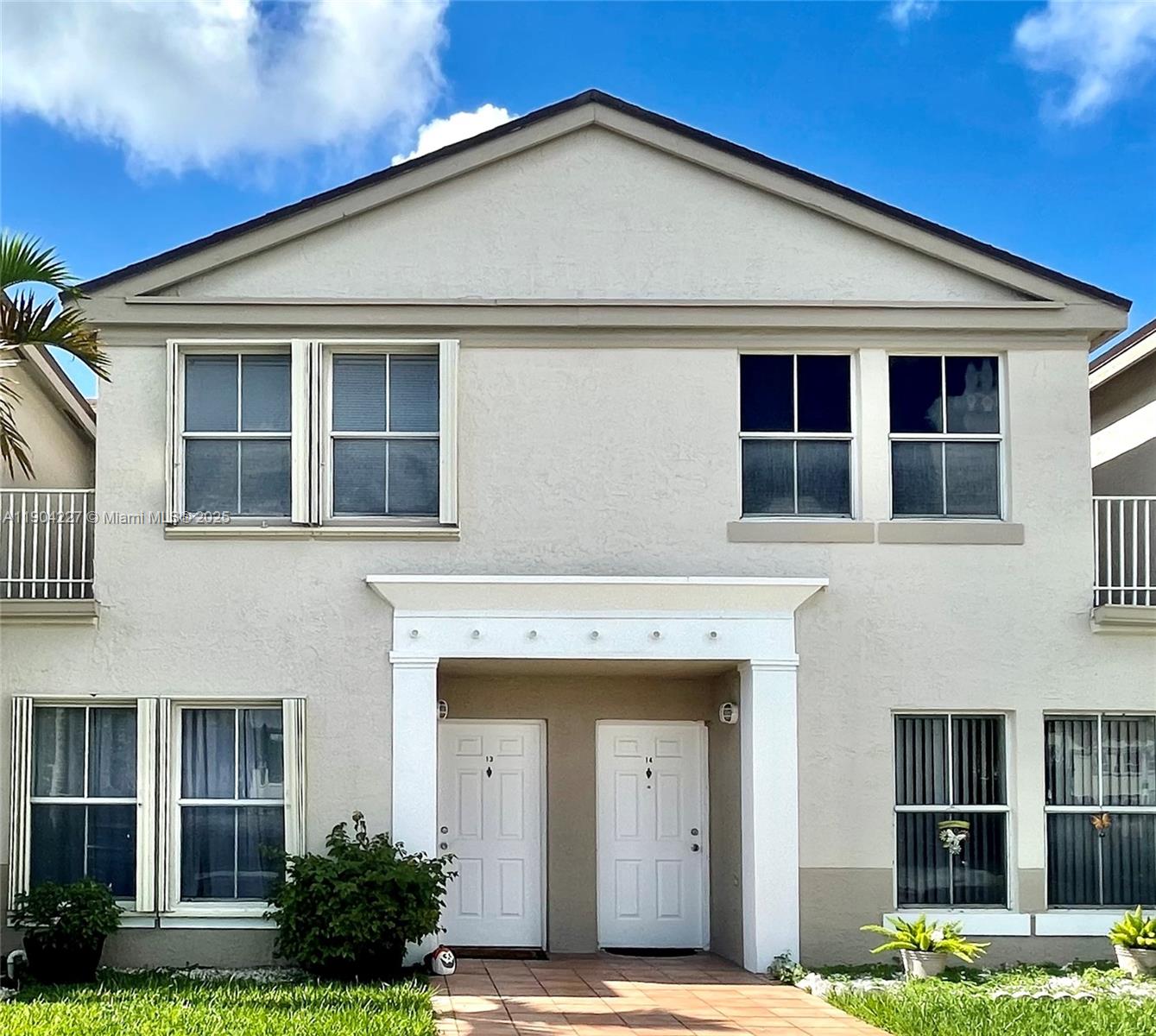 Beautiful 3/2.5 townhouse with lake view in gated Oakview community, located on Fontainebleau Blvd in the heart of West Miami. Spacious layout with tile floors, updated bathrooms, and private patio overlooking the lake. Two assigned parking spaces. Community offers pool and tennis courts. Excellent location near Dolphin Mall, Doral, and major highways. No rental restrictions — great for investors or end users!