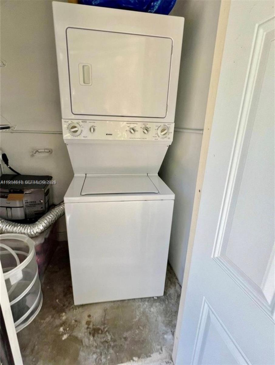 SILVER BLUFF HOMESITES - Residential Income