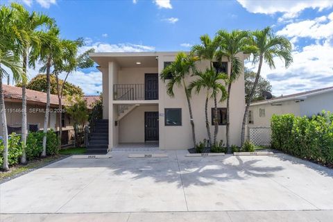 3520 SW 25th St Miami FL 33133