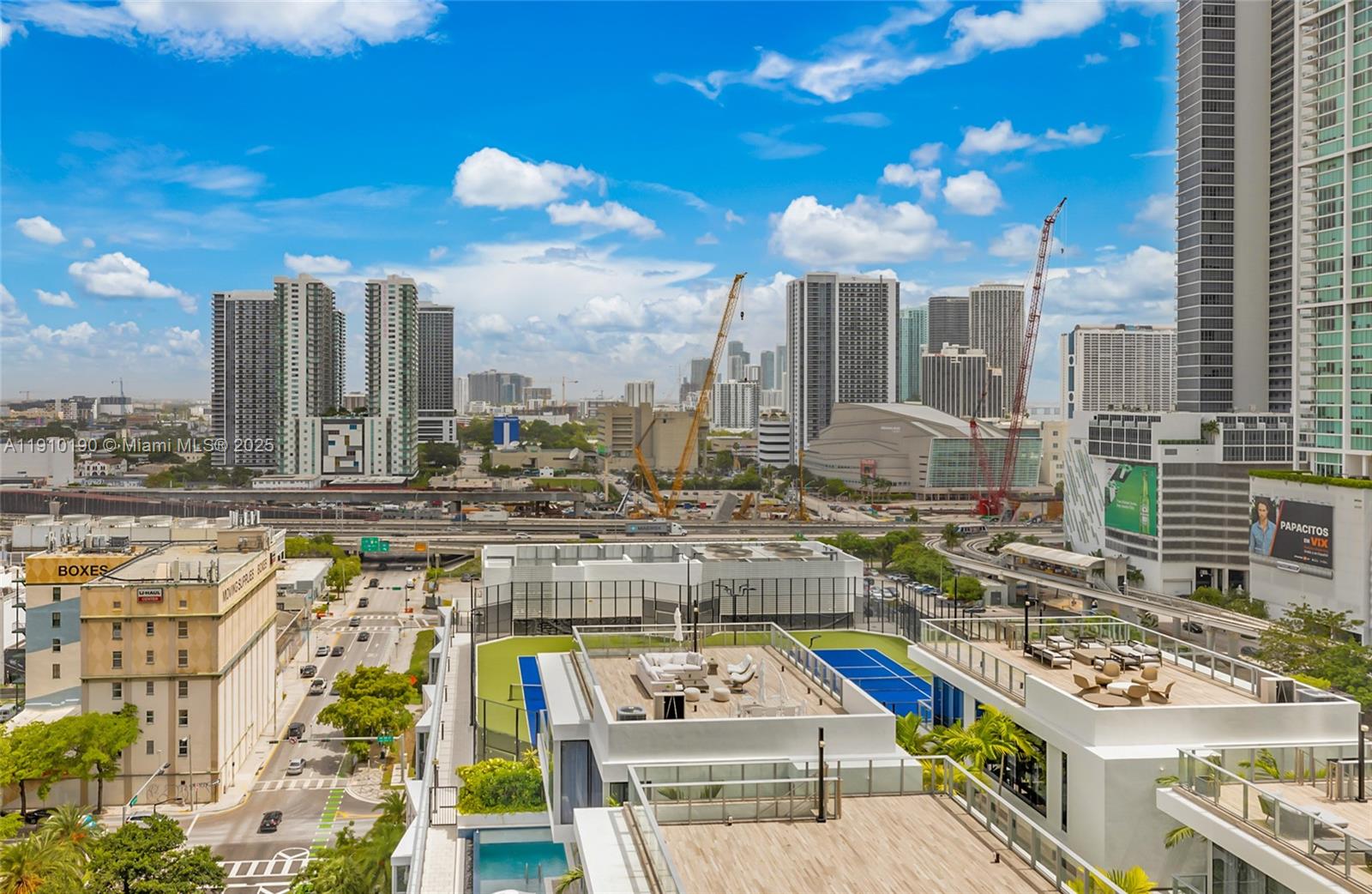 PARAMOUNT MIAMI WORLDCENT - Residential