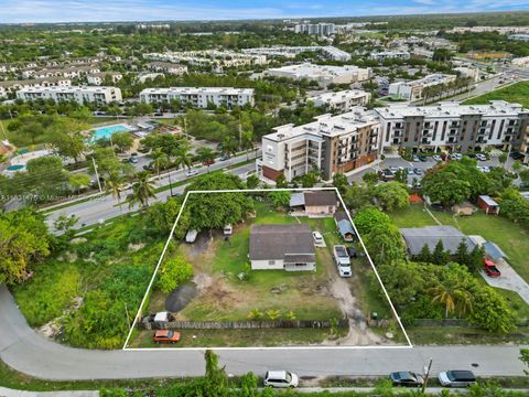 14210 Henderson St Homestead FL 33032
