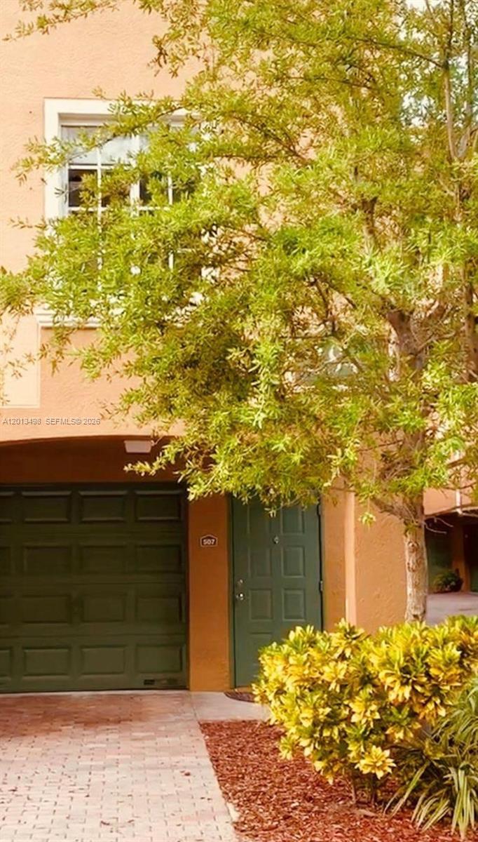 AVENTI AT AVENTURA CONDO - Residential Lease