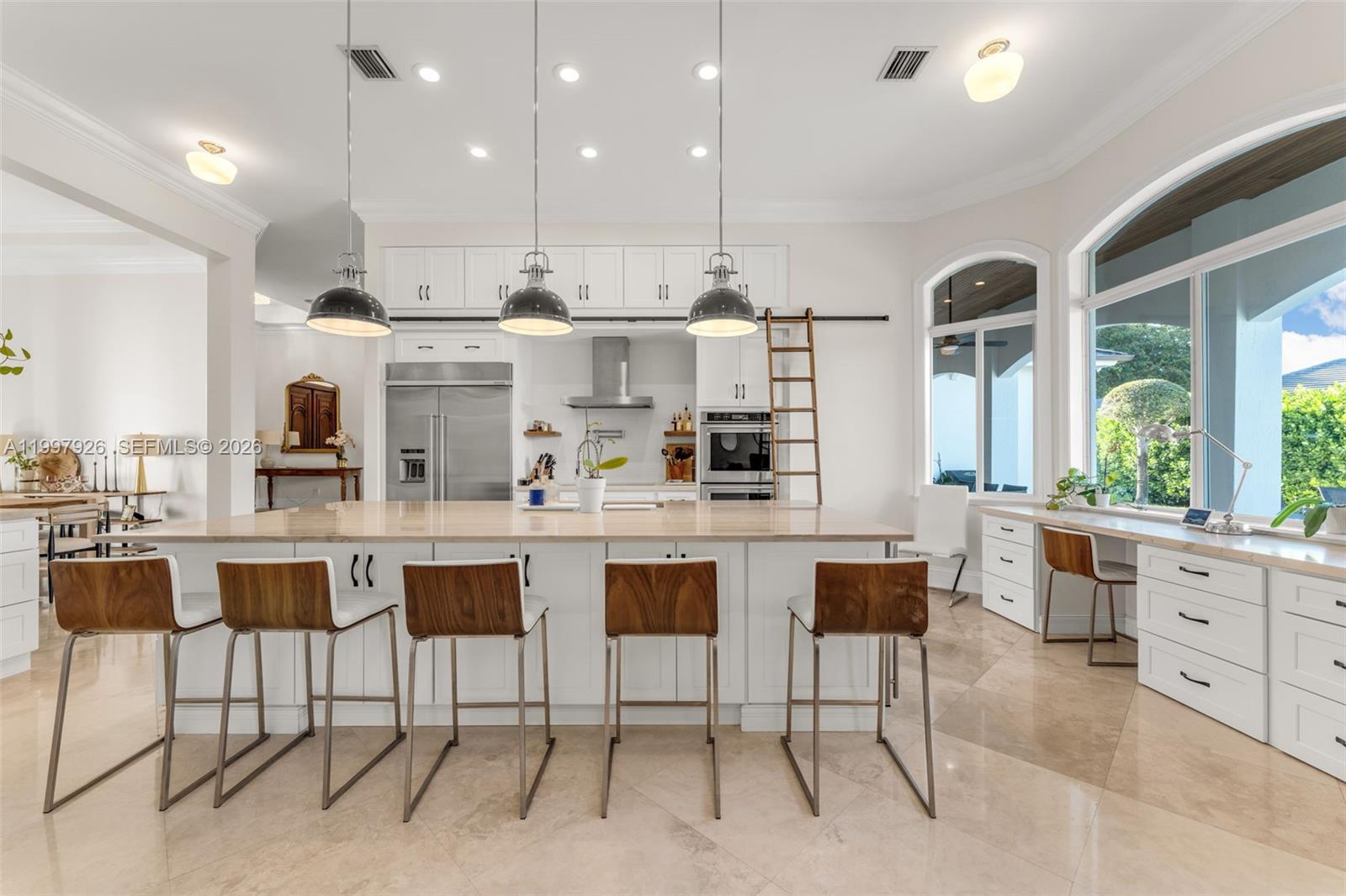 TRIPLE C ESTATES - Residential