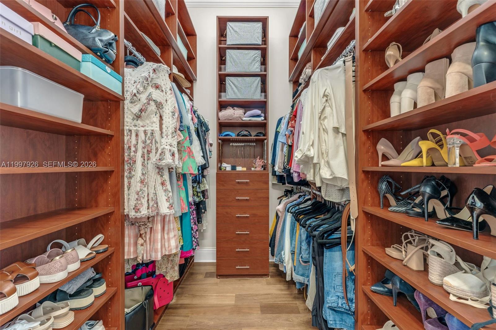 TRIPLE C ESTATES - Residential