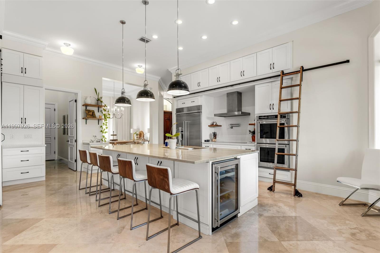 TRIPLE C ESTATES - Residential