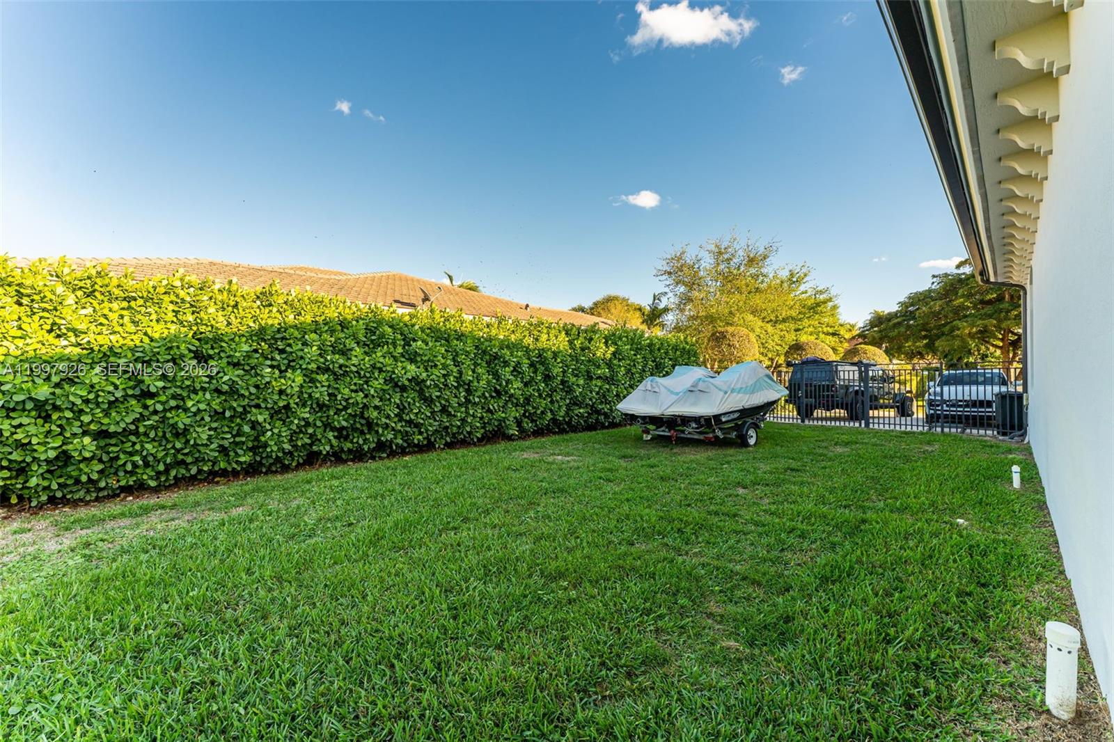 TRIPLE C ESTATES - Residential