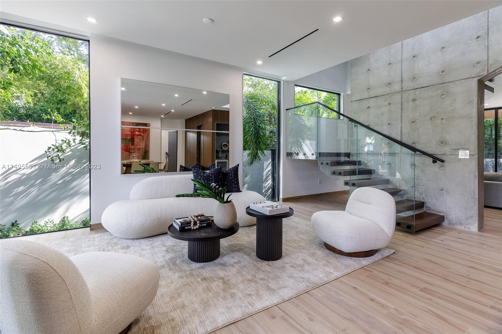 OCEAN VIEW HEIGHTS - Residential