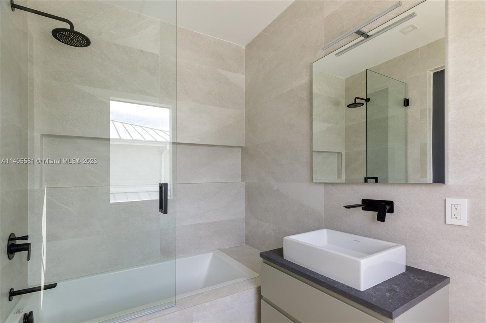 OCEAN VIEW HEIGHTS - Residential