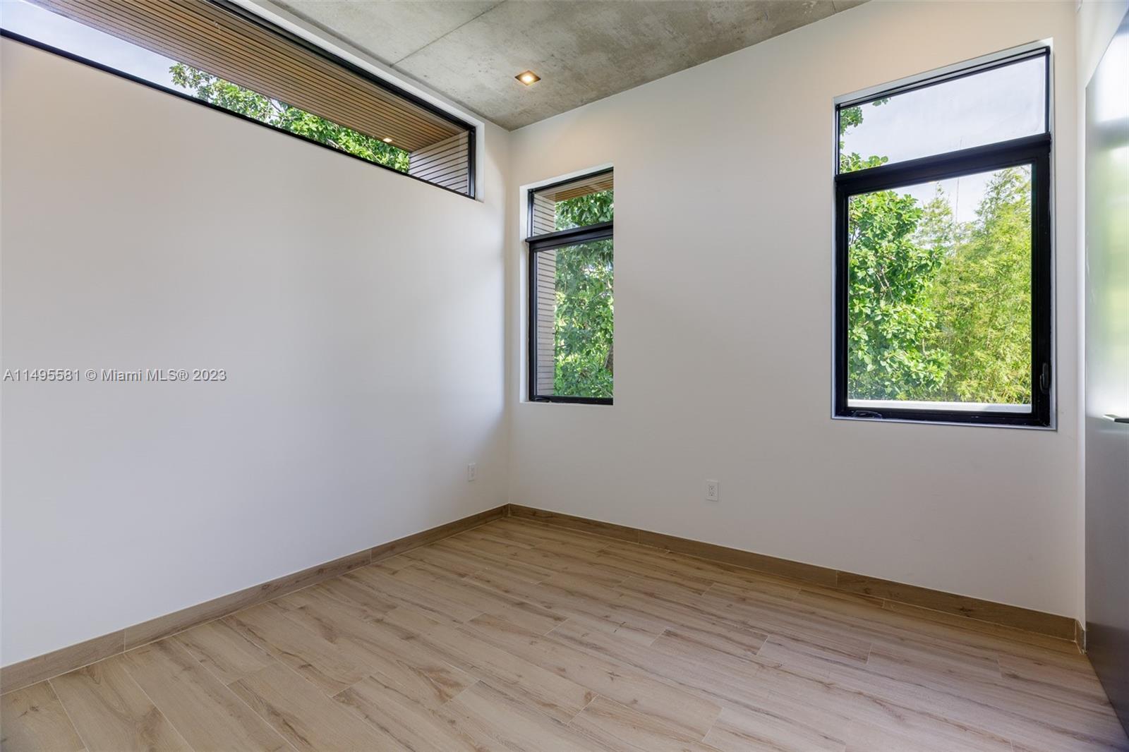 OCEAN VIEW HEIGHTS - Residential