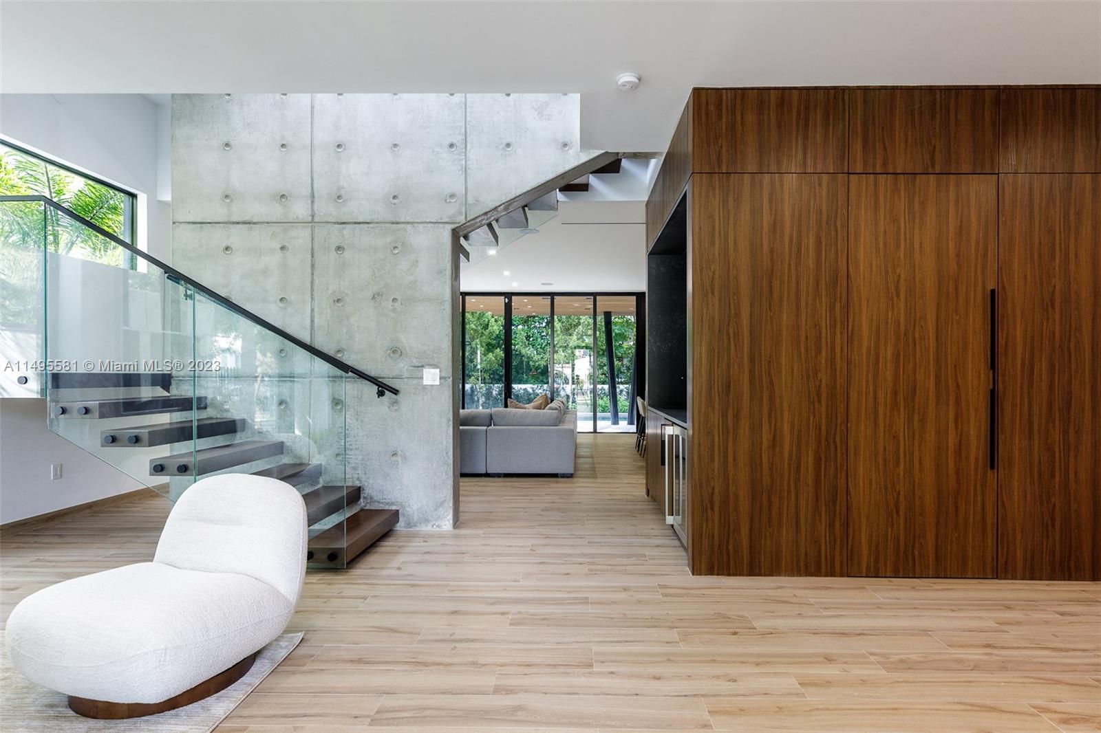 OCEAN VIEW HEIGHTS - Residential