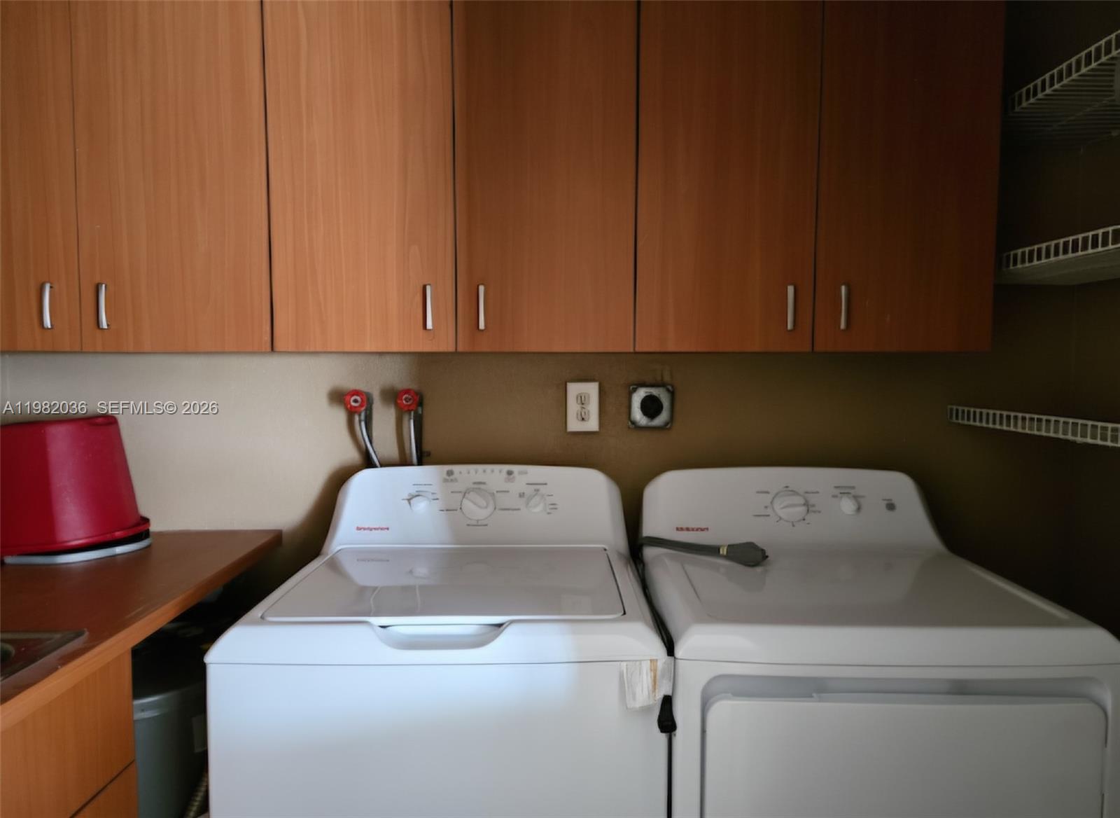 ROYALE GREEN CONDO 7 - Residential