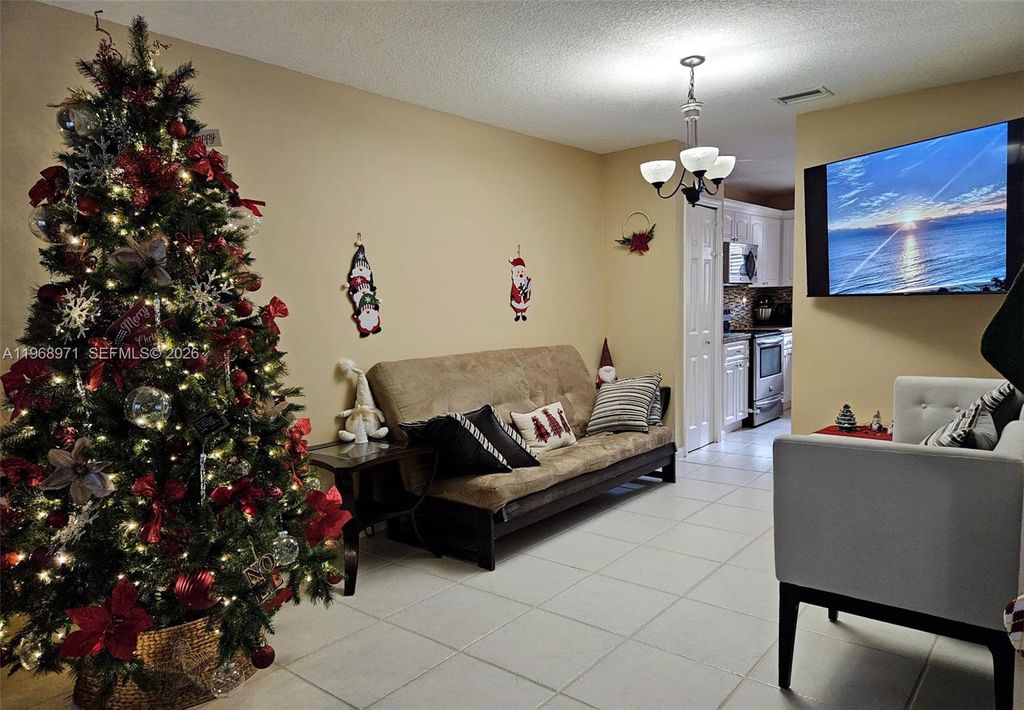 Photo of 14070 S Forest Oak Cir, Davie, FL 33325 (MLS # A11968971)