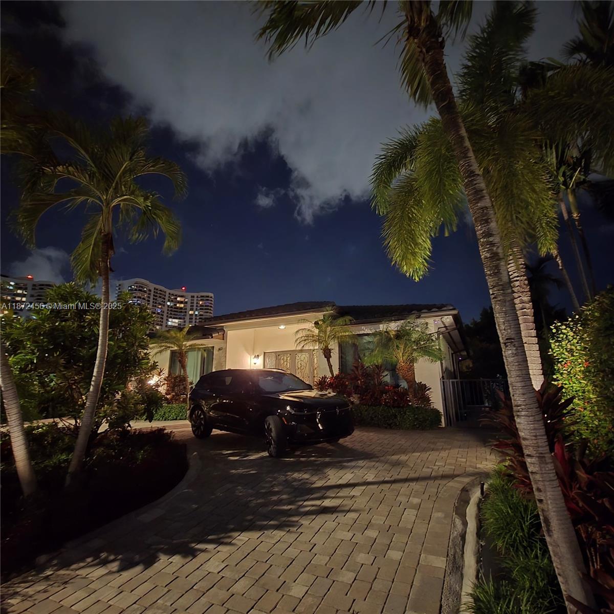 GOLDEN SHORES OCEAN BLVD - Residential