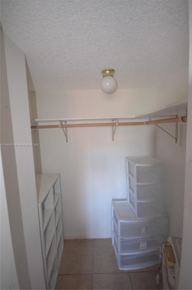 TENNIS CLUB BROOKS CONDO - Residential