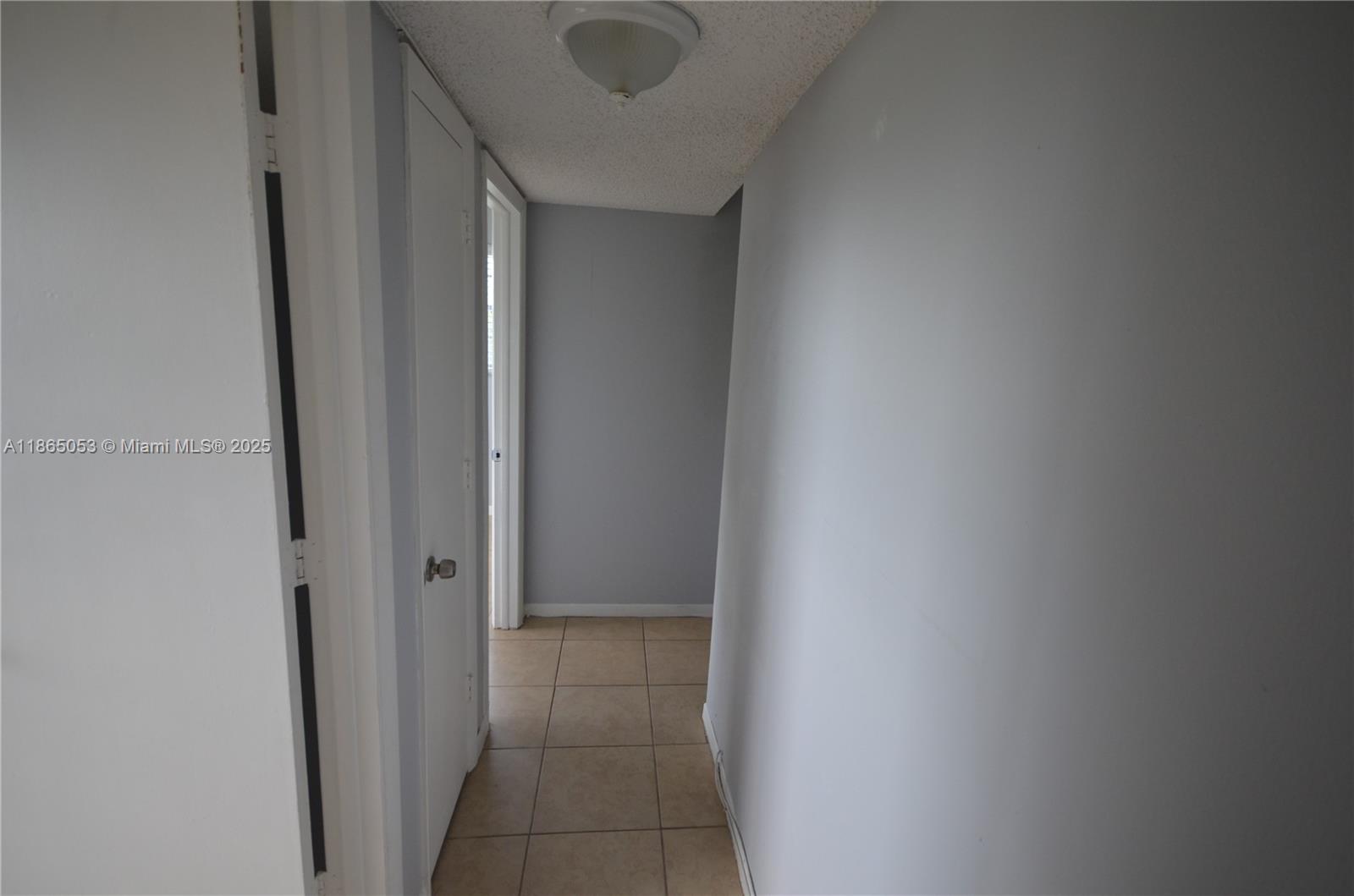 TENNIS CLUB BROOKS CONDO - Residential