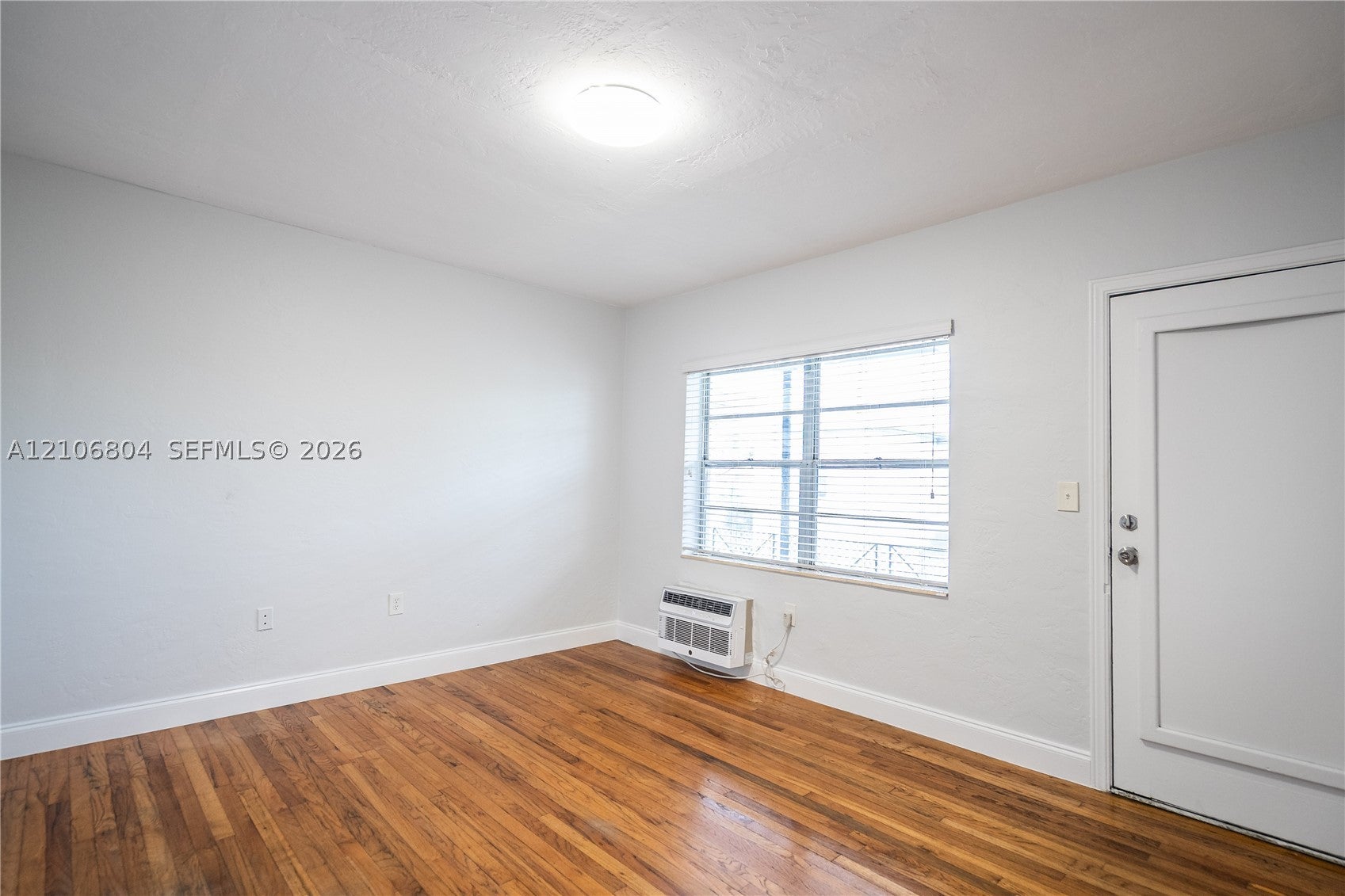 437 NE 82 ST 22