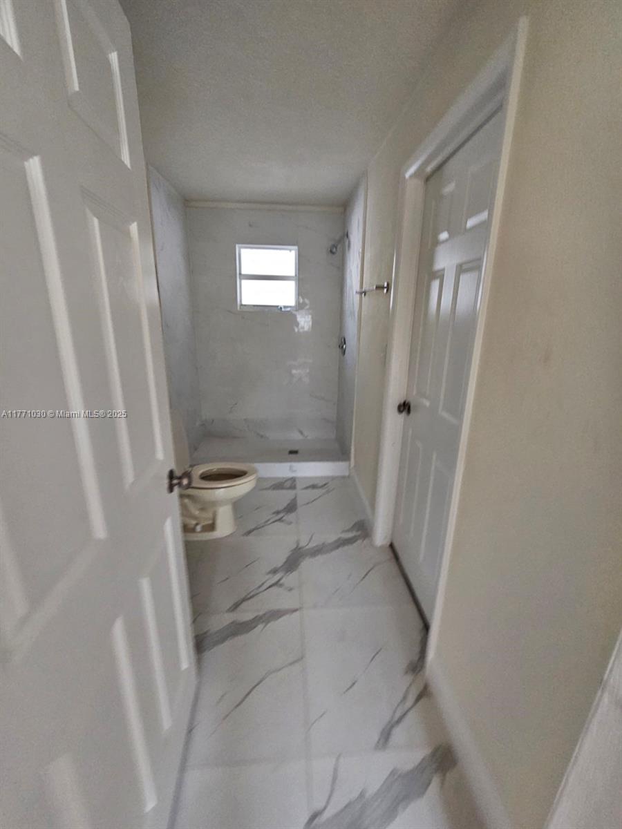 Rental Property at Address Not Disclosed, Miami, Broward County, Florida - Bedrooms: 2 
Bathrooms: 1  - $2,100 MO.
