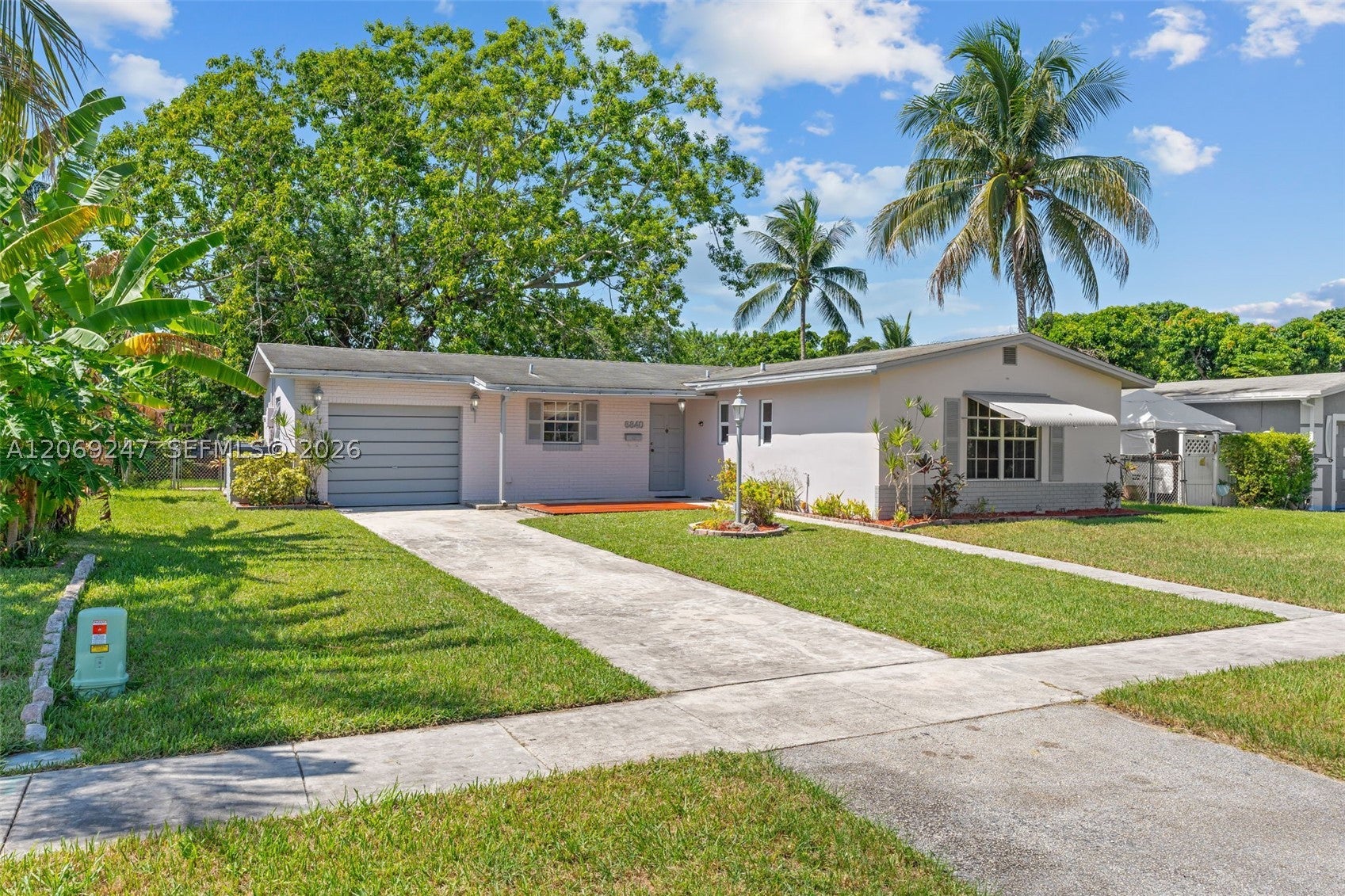 6840 SW 10th Ct