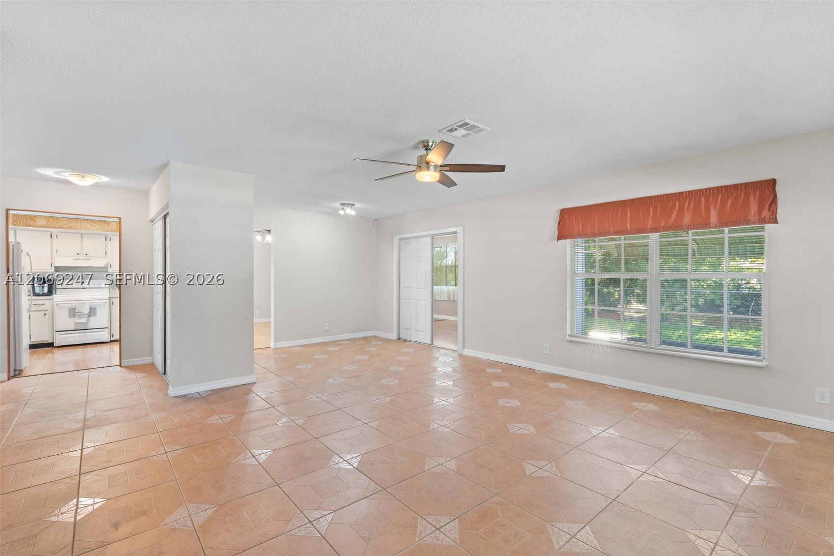 6840 SW 10th Ct