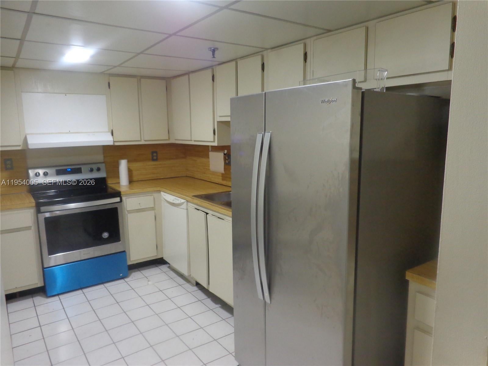 20850 San Simeon Way 604-5