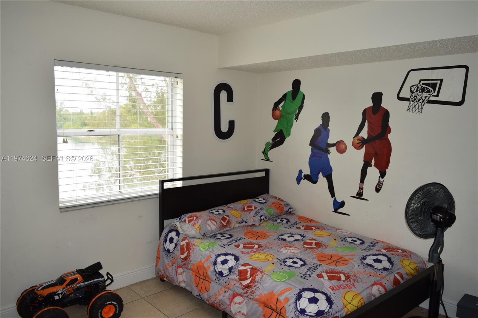 SAGA BAY GARDENS CONDO - Residential