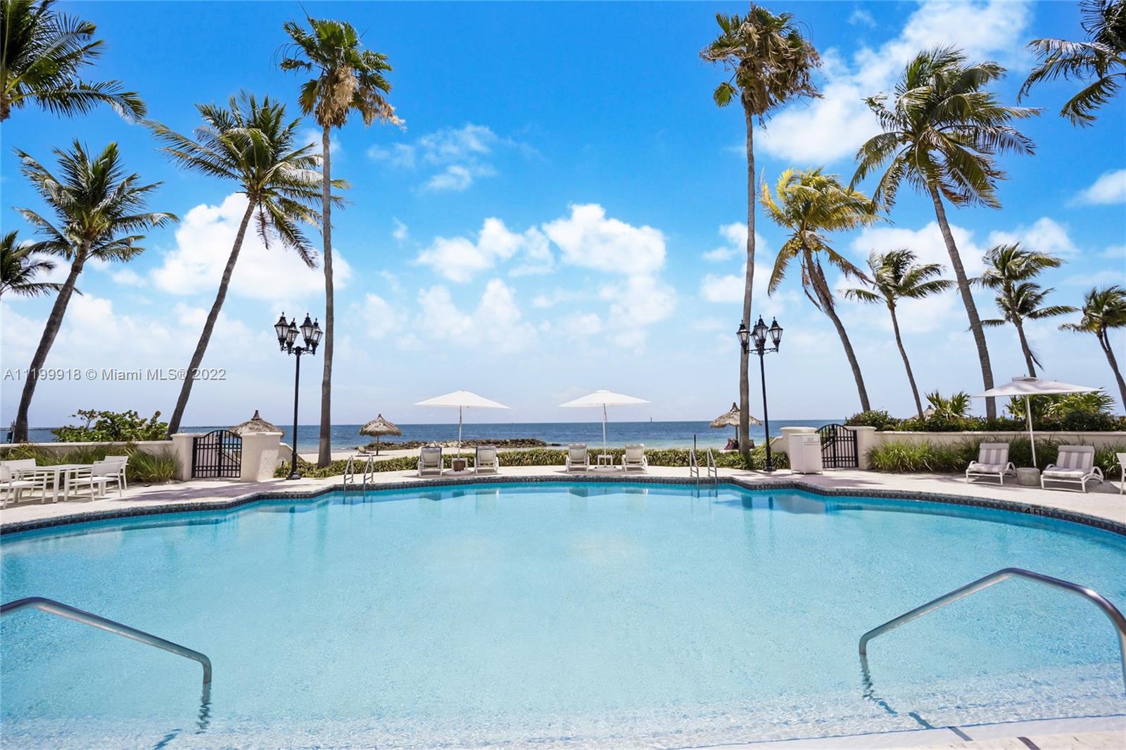 OCEANSIDE @ FISHER ISL CO - Residential