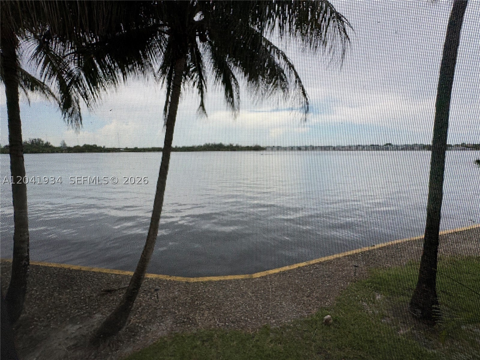 1075 NE Miami Gardens Dr 211
