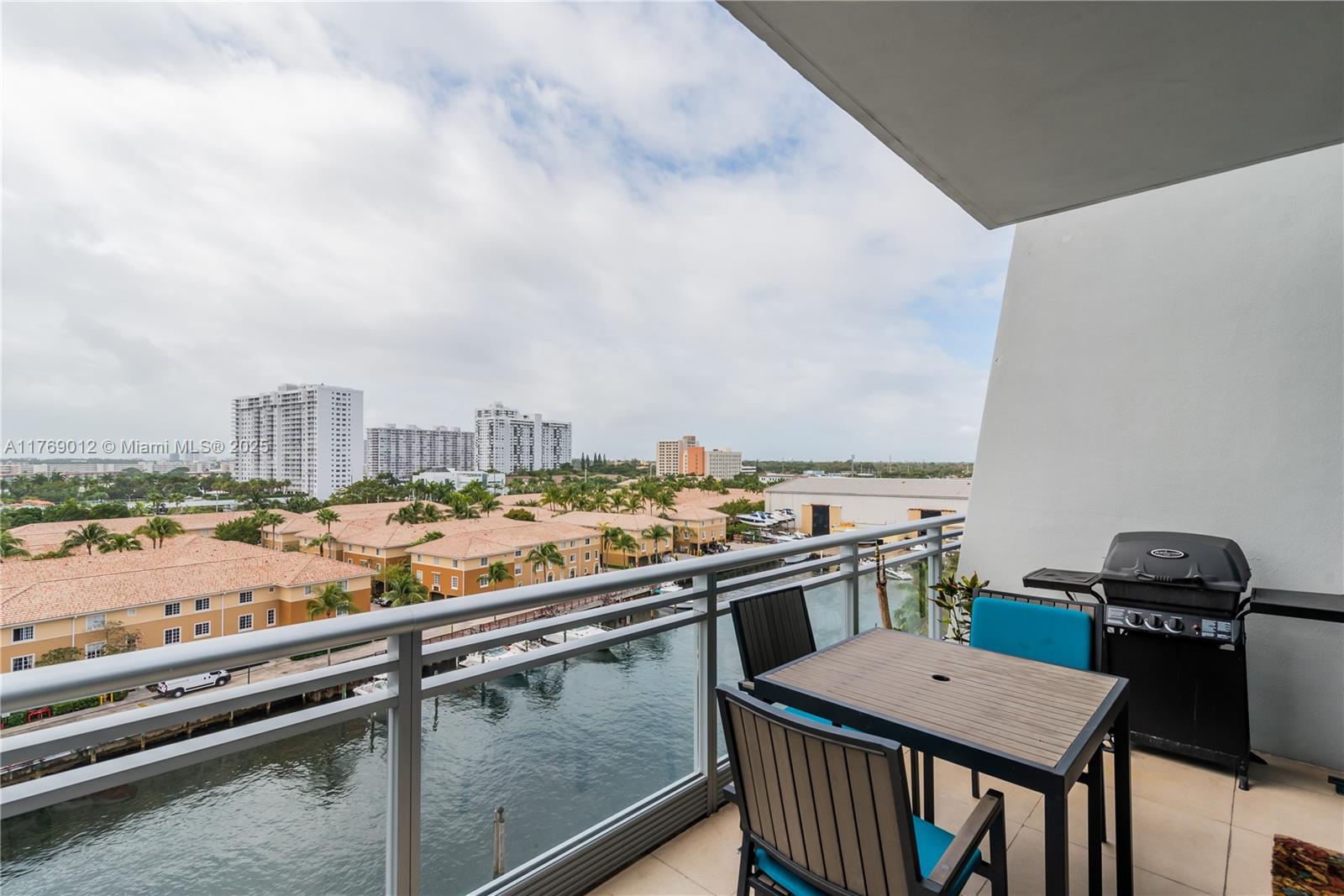 Rental Property at 2950 Ne 188th St 504, Aventura, Miami-Dade County, Florida - Bedrooms: 3 
Bathrooms: 4  - $7,350 MO.