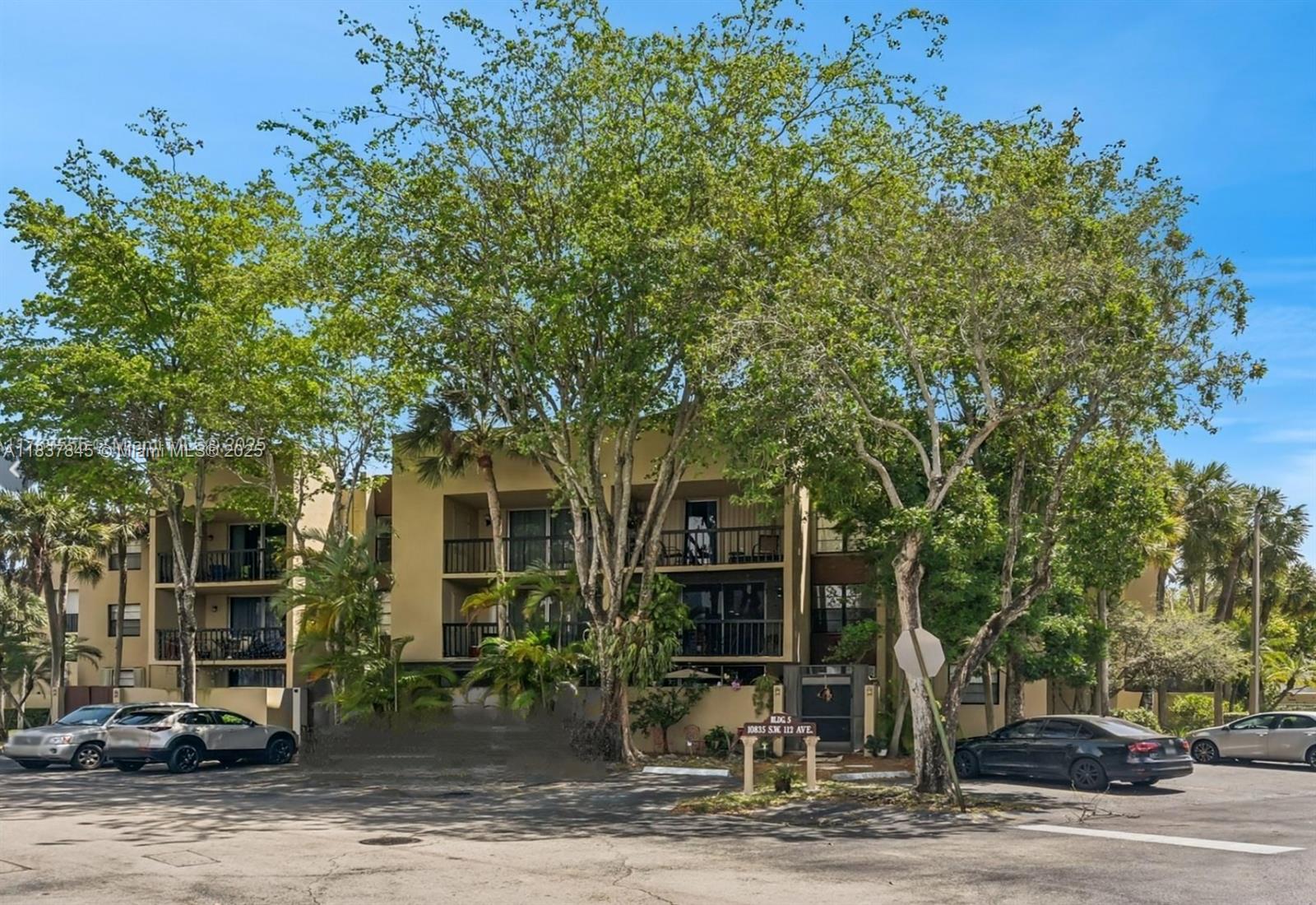 10835 SW 112th Ave 311