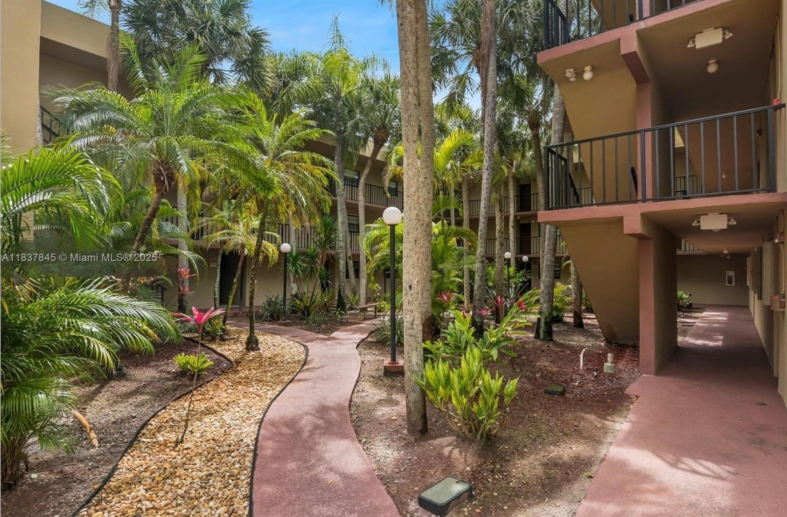 10835 SW 112th Ave 311