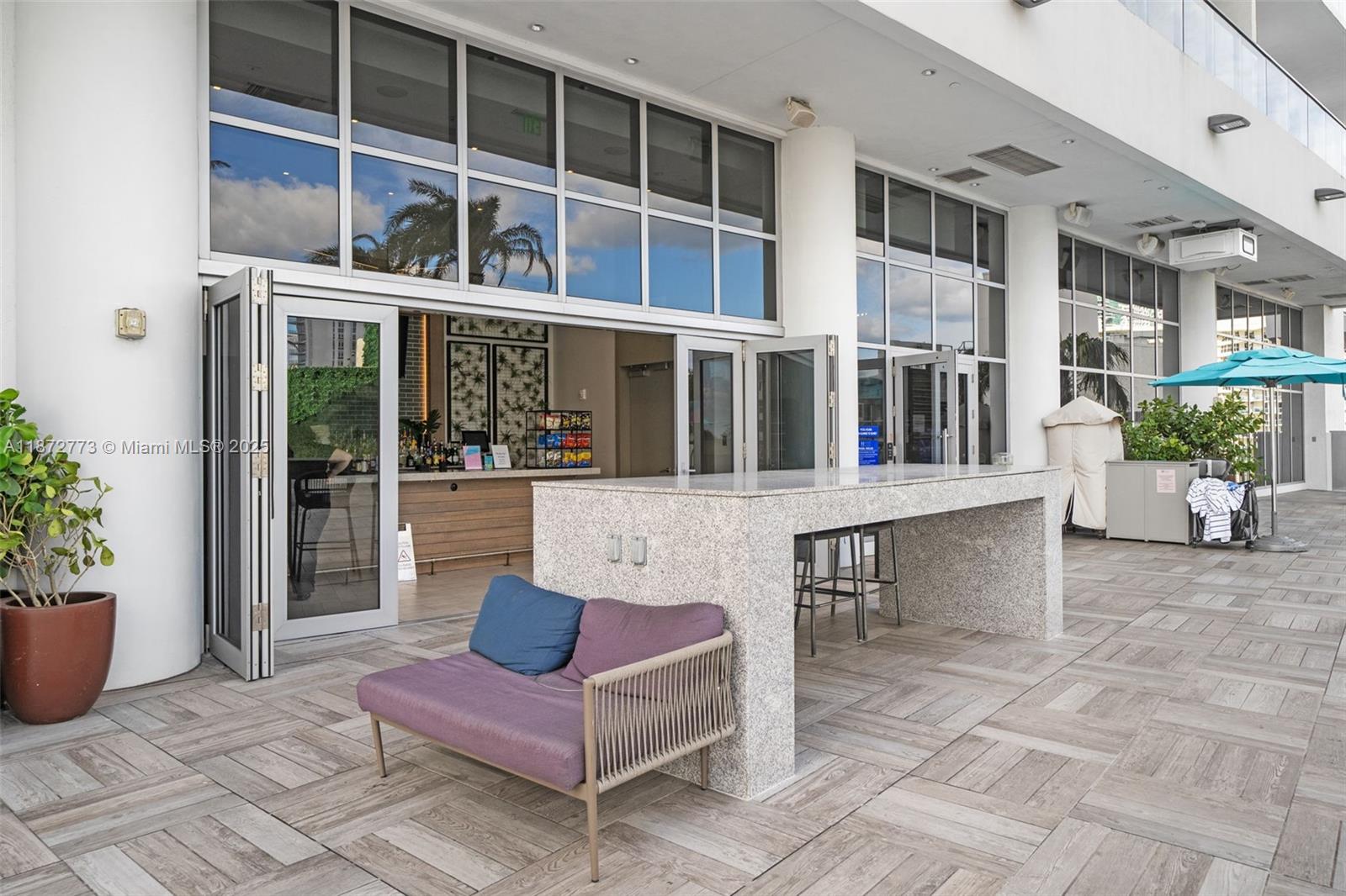 4010 SOUTH OCEAN CONDO - Residential