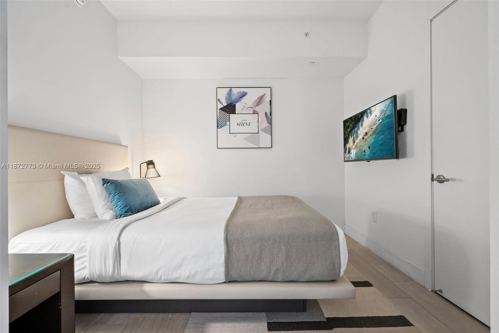 4010 SOUTH OCEAN CONDO - Residential