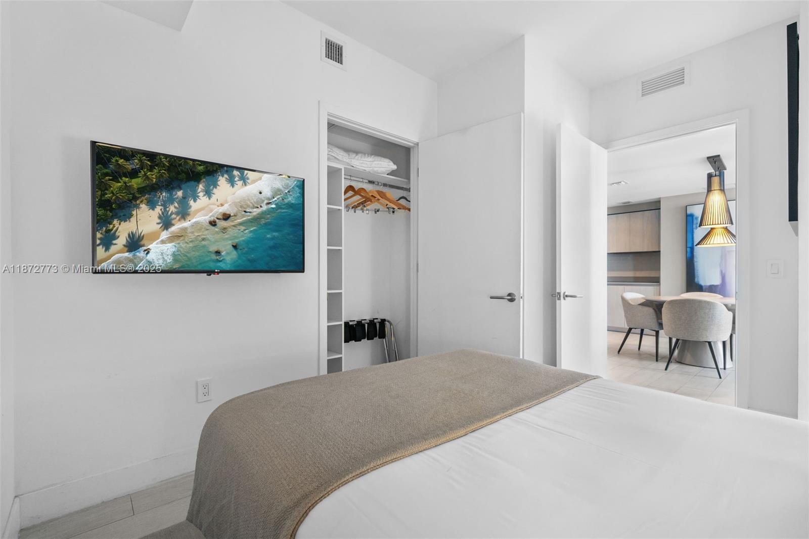 4010 SOUTH OCEAN CONDO - Residential